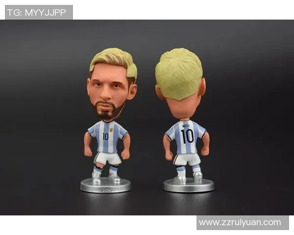 足球明星平价手办品牌崛起引发球迷热潮与收藏热情